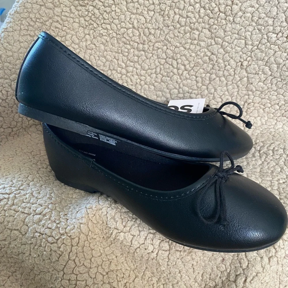 NWT SO Pensacola Girls Flats, Black Size 1